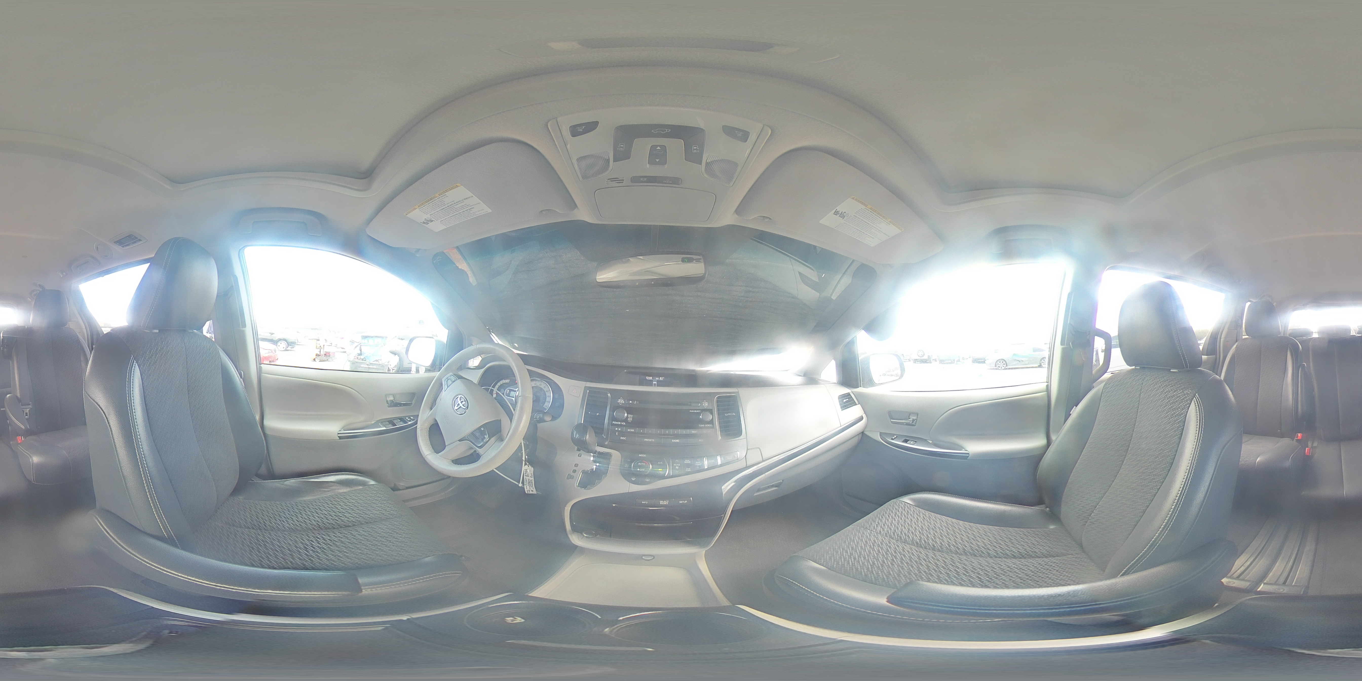 2013 Toyota Sienna Sport VIN: 5TDXK3DCXDS347384 Lot: 70305815