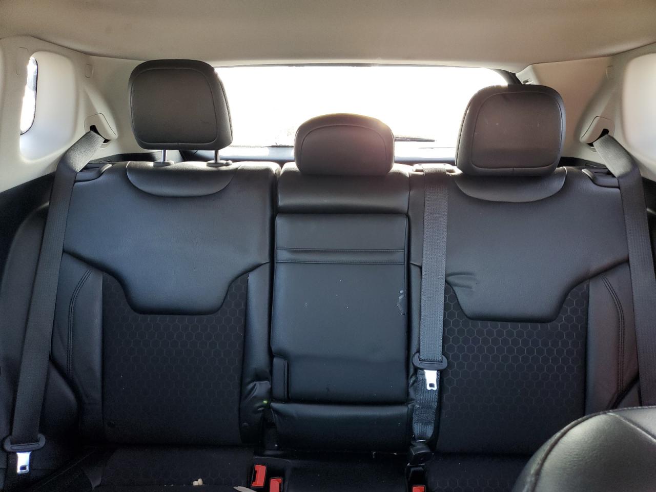 2018 Jeep Compass Latitude VIN: 3C4NJCBB9JT408214 Lot: 67755695