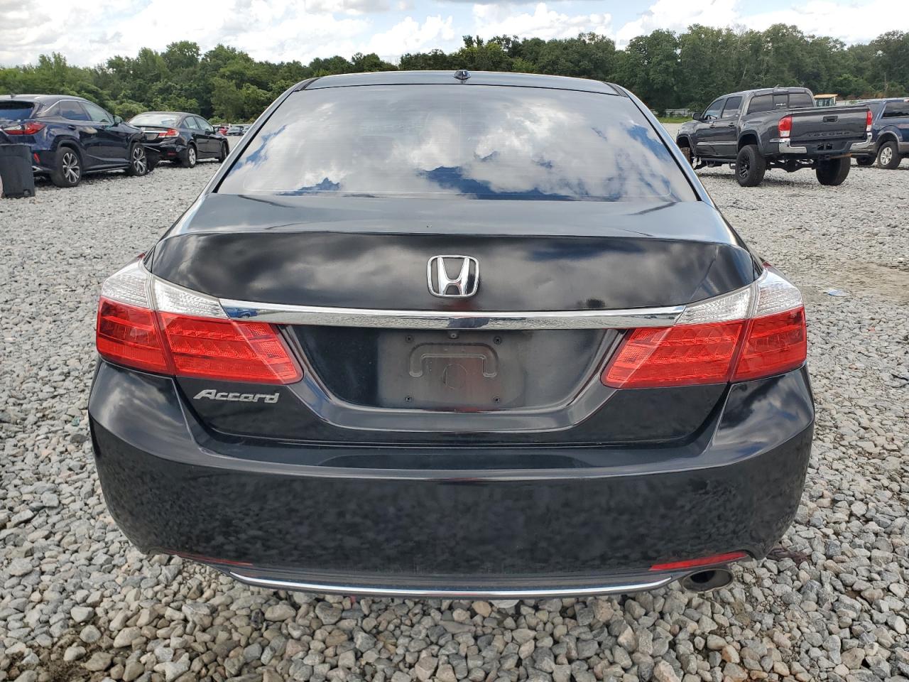 2015 Honda Accord Exl VIN: 1HGCR2F86FA198552 Lot: 67951435