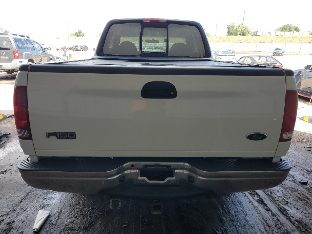 2000 Ford F150 VIN: 1FTRX17L7YNB93206 Lot: 70413045