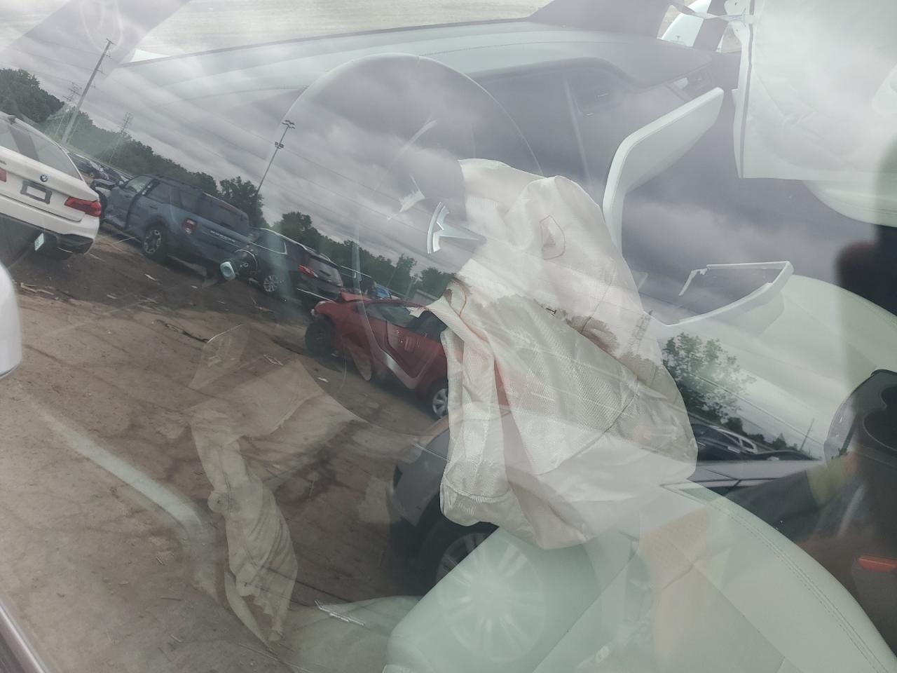 2020 Tesla Model X VIN: 5YJXCBE23LF272043 Lot: 69436715