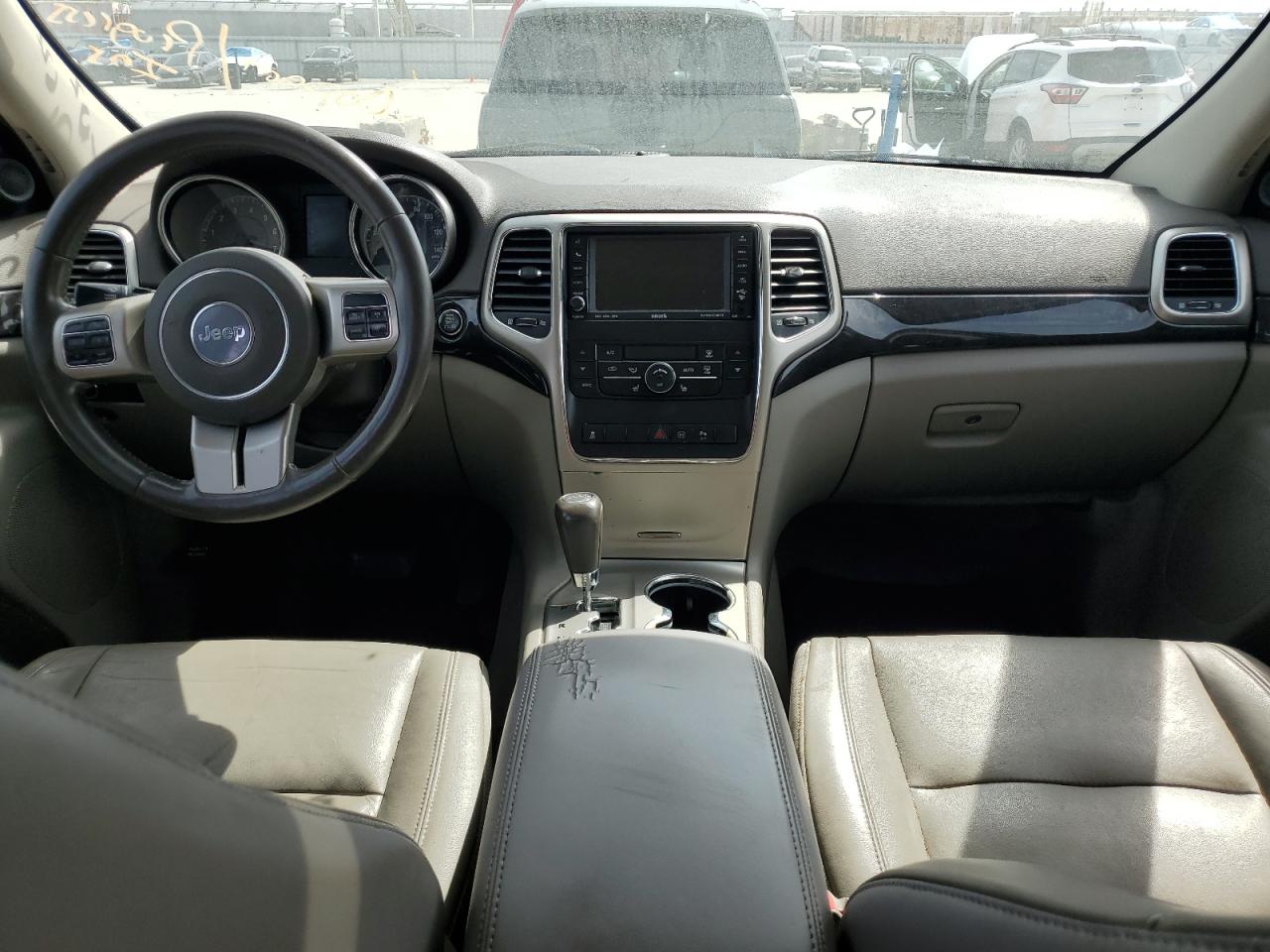 2011 Jeep Grand Cherokee Laredo VIN: 1J4RR4GG4BC738175 Lot: 70560825