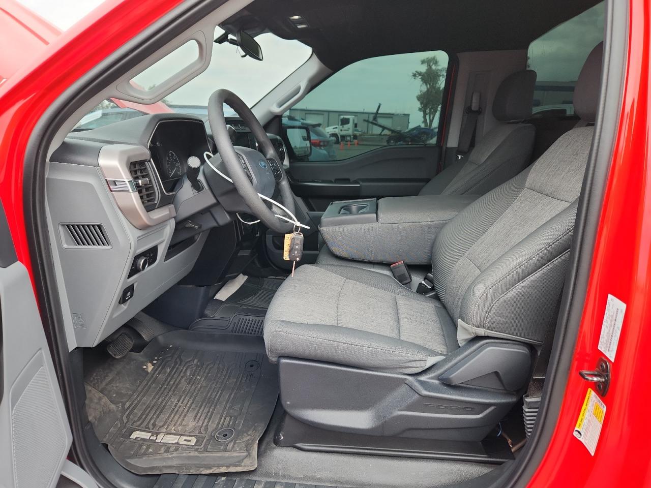 2023 Ford F150 VIN: 1FTMF1C59PKE73620 Lot: 68712115