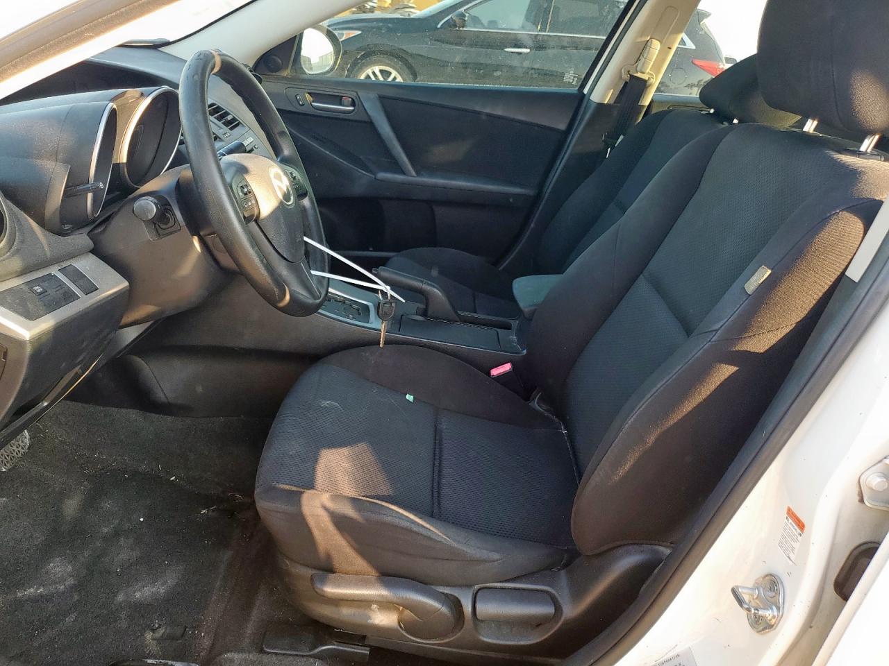 2011 Mazda 3 I VIN: JM1BL1VG4B1402936 Lot: 70327795