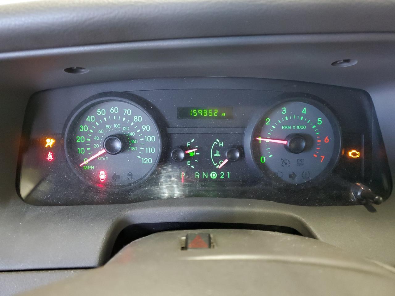 2008 Mercury Grand Marquis Gs VIN: 2MEFM74V78X608980 Lot: 70548235