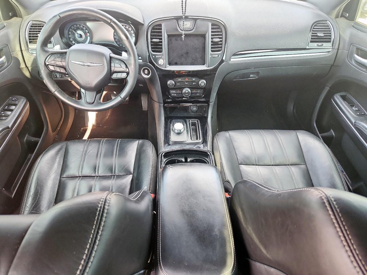 2018 Chrysler 300 S VIN: 2C3CCABG2JH319745 Lot: 70767465