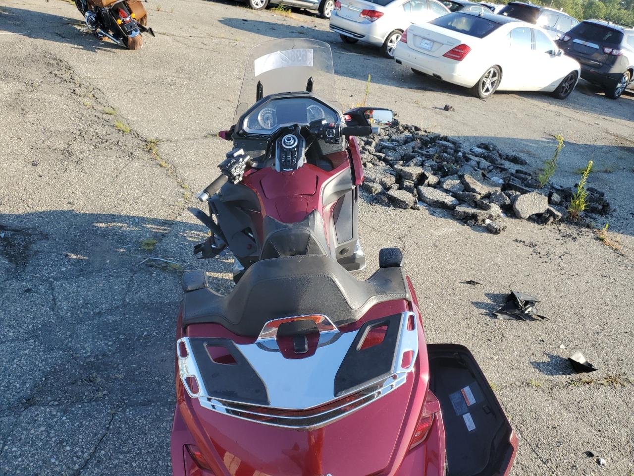 2018 Honda Gl1800 VIN: JH2SC7908JK001373 Lot: 69807725