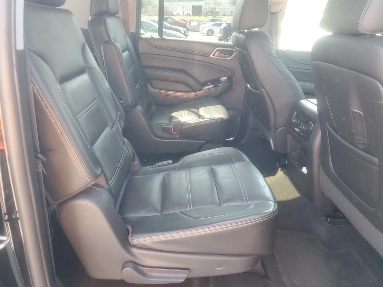 2015 GMC Yukon Xl Denali VIN: 1GKS2JKJ9FR642191 Lot: 69272025