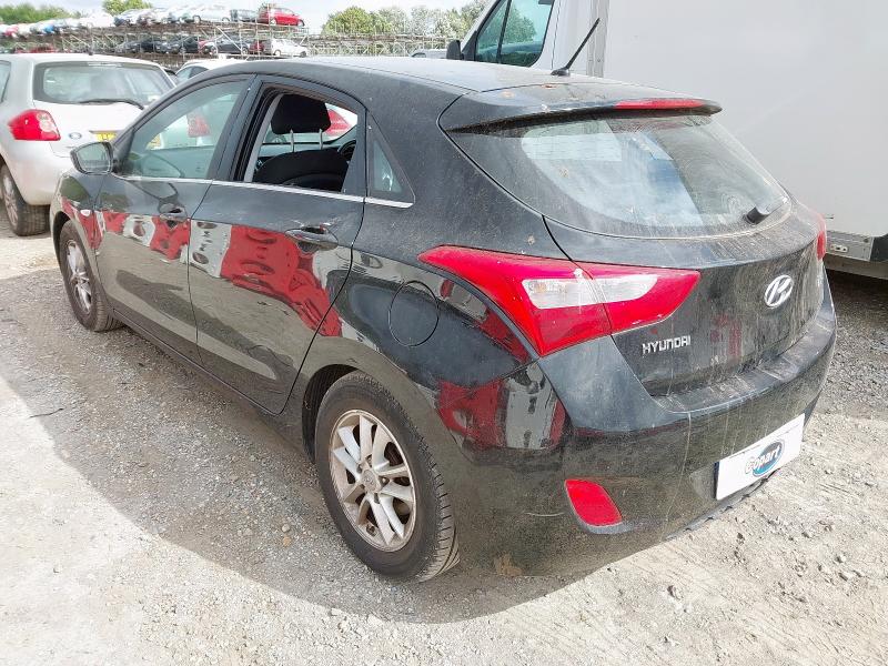 2015 HYUNDAI I30 SE