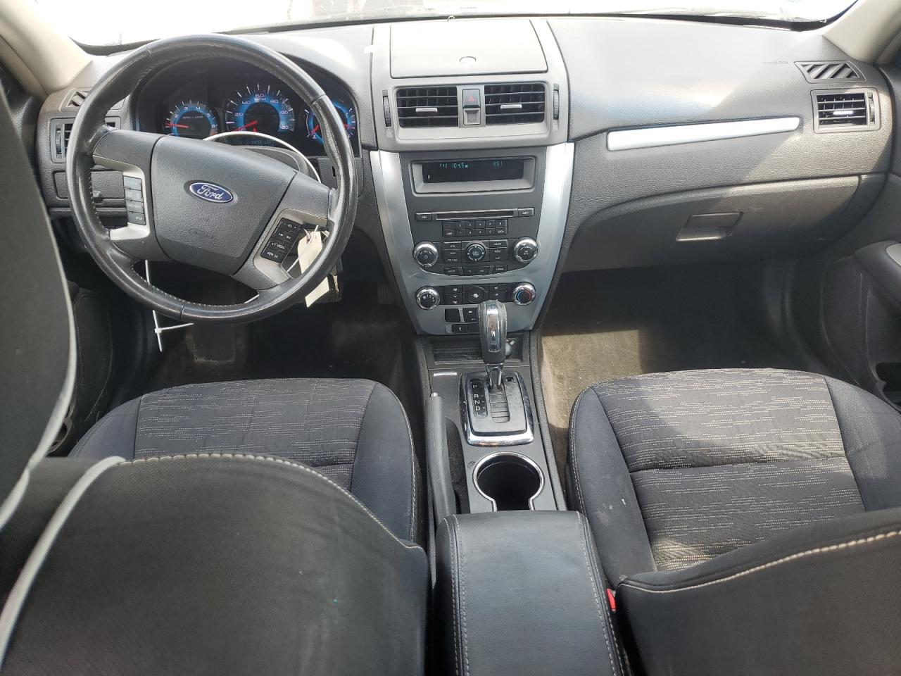 2010 Ford Fusion Se VIN: 3FAHP0HA6AR388810 Lot: 69731875