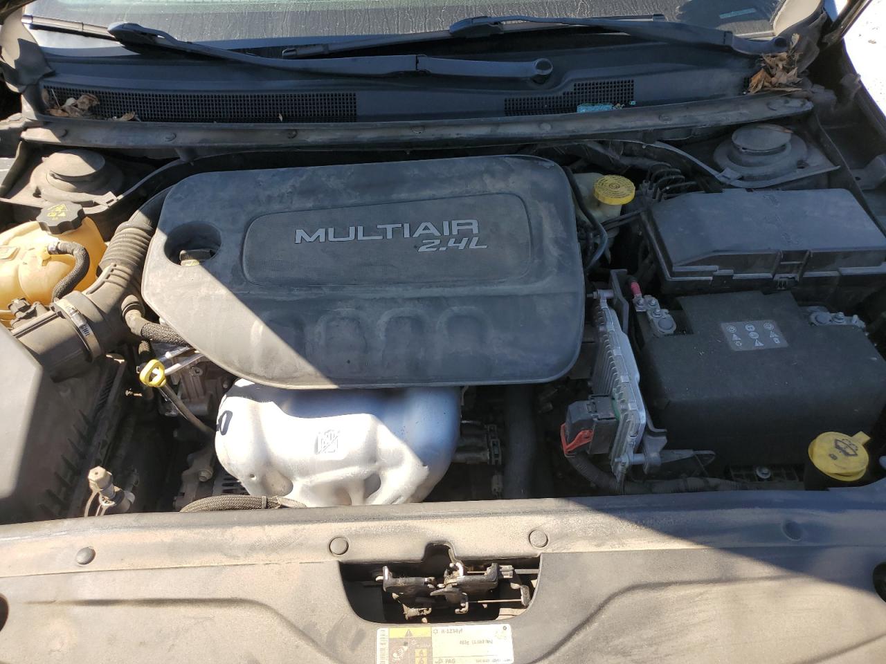 2016 Chrysler 200 Limited VIN: 1C3CCCAB3GN133603 Lot: 70562105