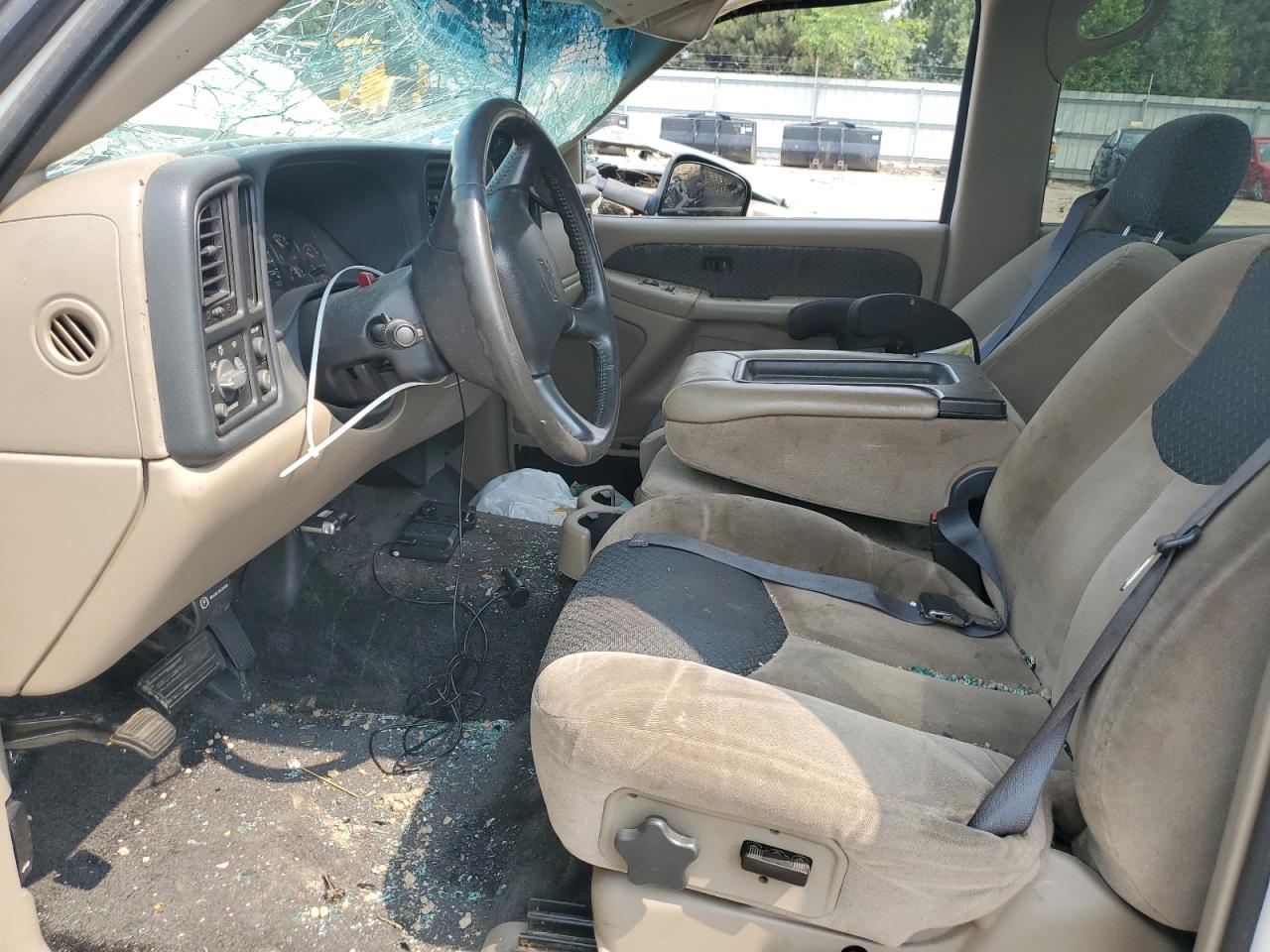 2002 Chevrolet Avalanche C1500 VIN: 3GNEC13TX2G220020 Lot: 66942175