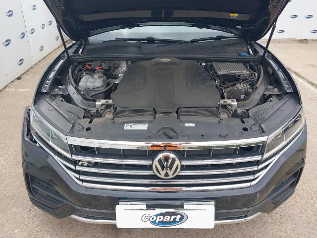 2019 VOLKSWAGEN TOUAREG V6