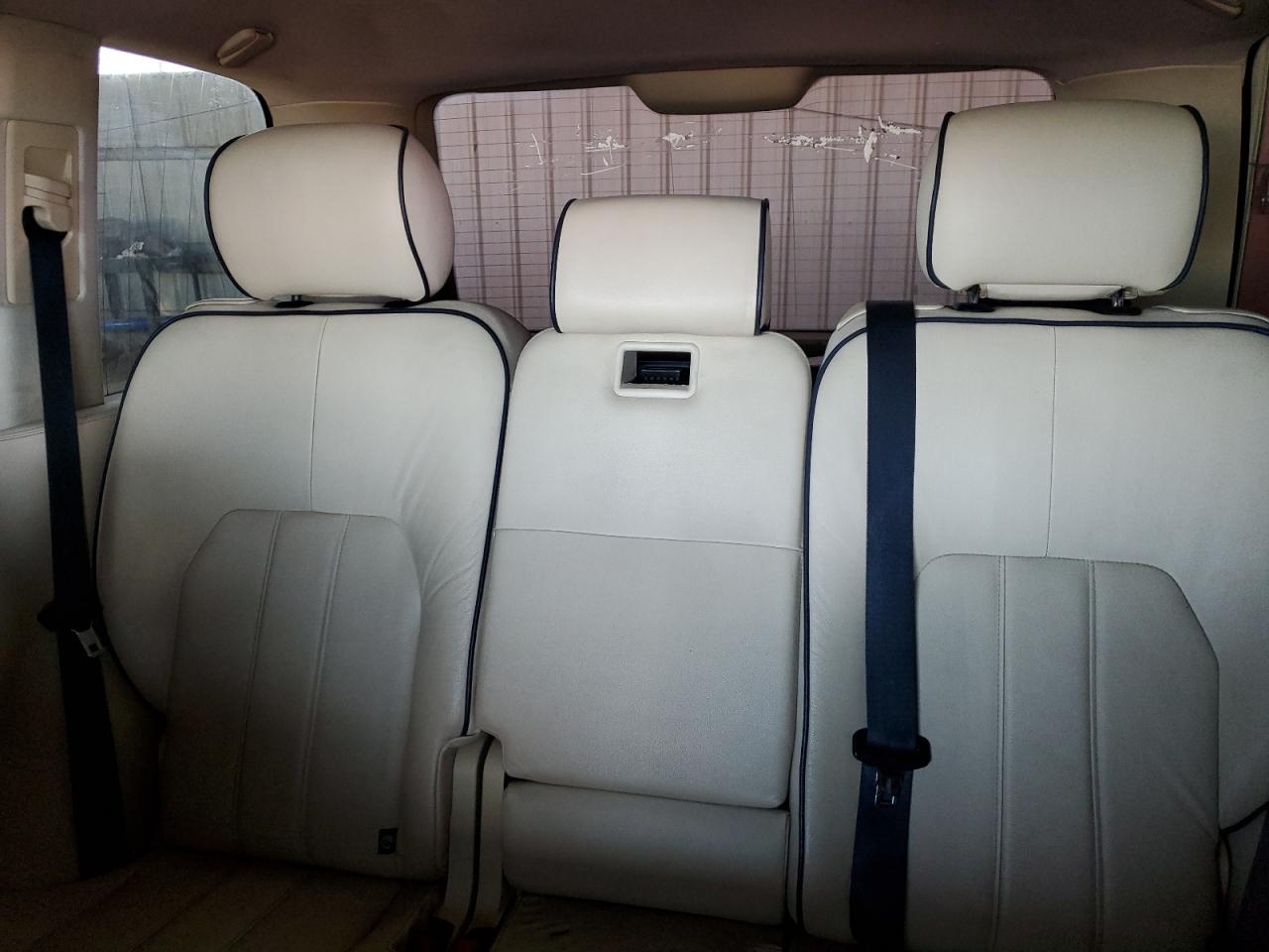 2008 Land Rover Range Rover Hse VIN: SALME15408A263933 Lot: 69885695