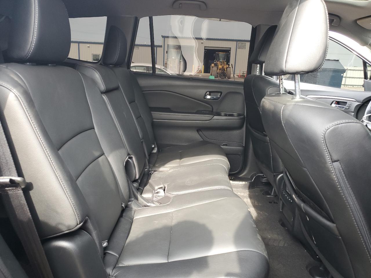 2021 Honda Pilot Se VIN: 5FNYF6H26MB099327 Lot: 67359165