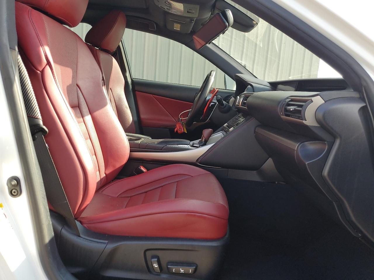 2017 Lexus Is 350 VIN: JTHBE1D25H5031284 Lot: 68770815