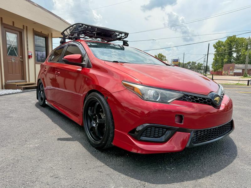 Hatchbacks TOYOTA SCION 2016 Red
