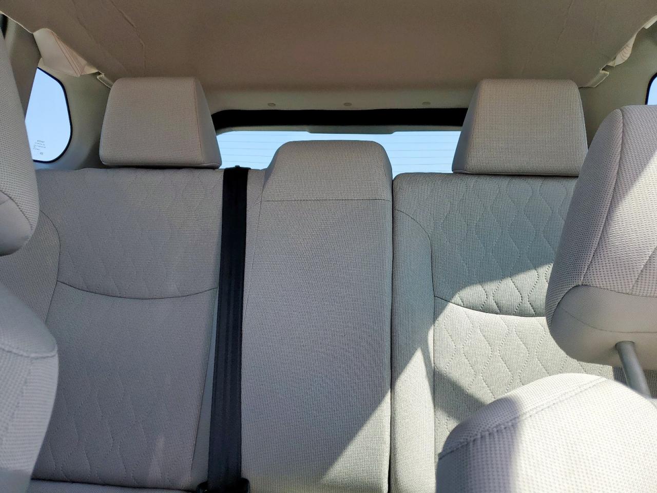 2025 Toyota Corolla Cross L VIN: 7MUAAAAG4SV130856 Lot: 67966055