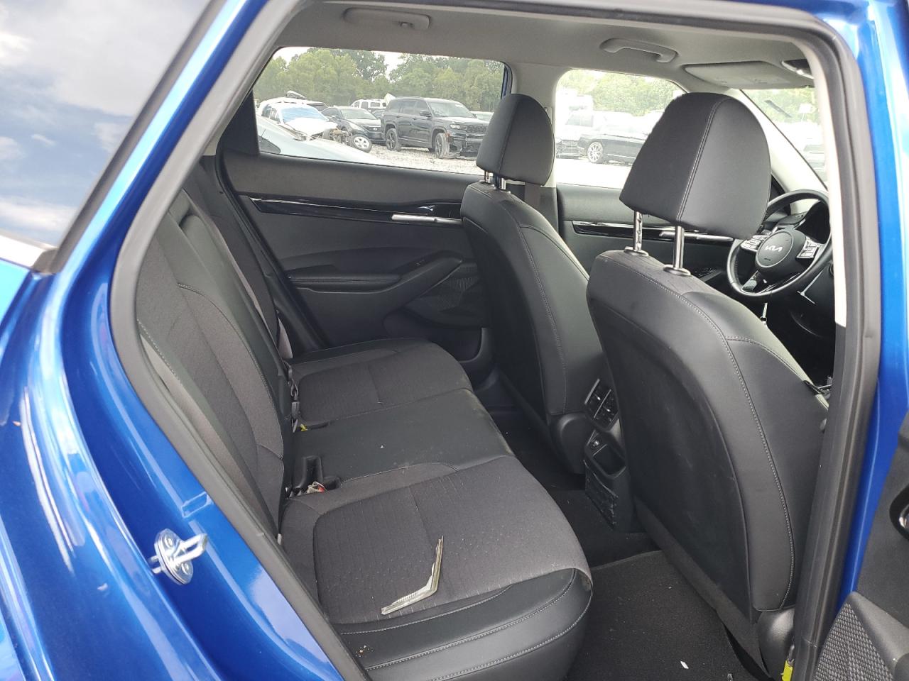 2023 Kia Seltos S VIN: KNDEU2AAXP7453833 Lot: 68153675