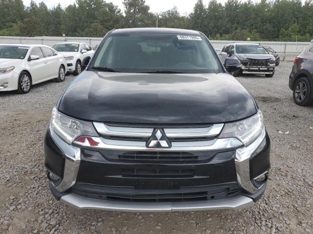  MITSUBISHI OUTLANDER 2018 Czarny