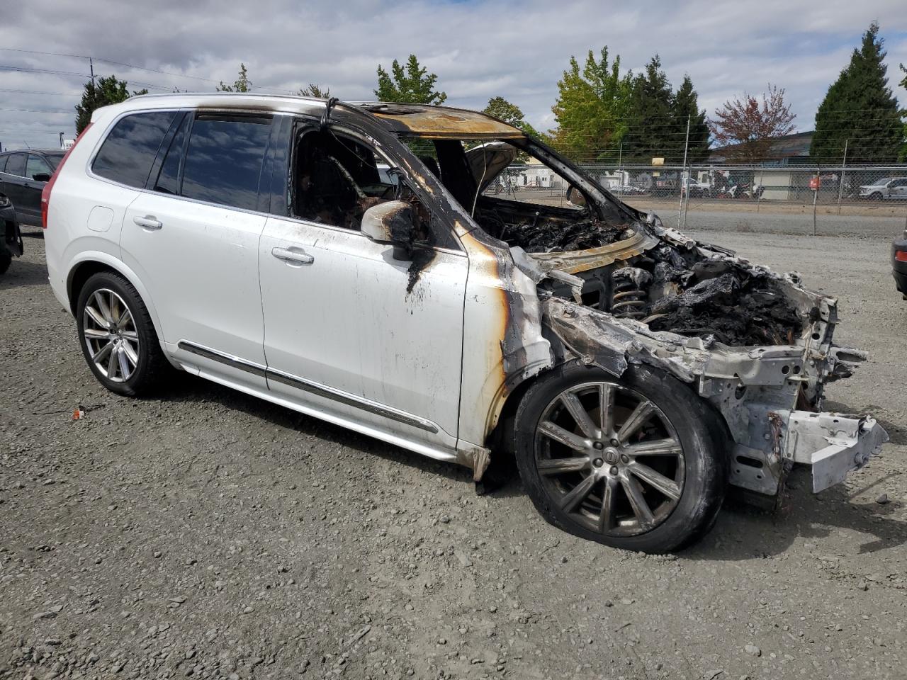 YV4A22PL9G1058958 VOLVO XC90 2016 WHITE Photo 4