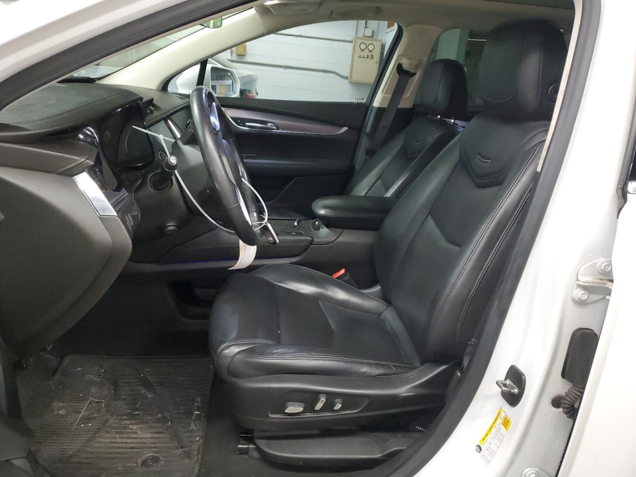 2018 Cadillac Xt5 Luxury VIN: 1GYKNCRS0JZ135745 Lot: 69428365