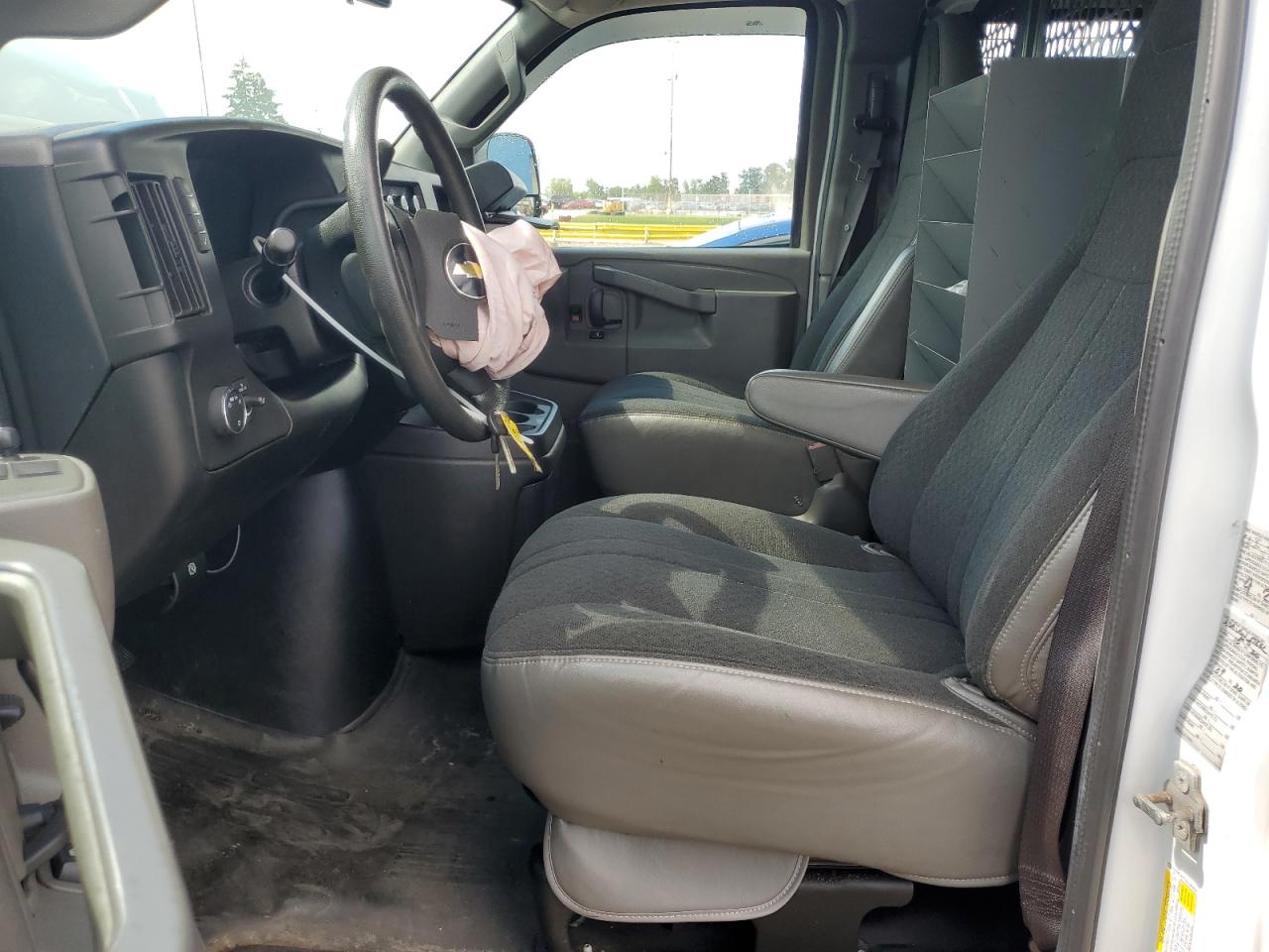 2020 Chevrolet Express G2500 VIN: 1GCWGAFG1L1175453 Lot: 69672395