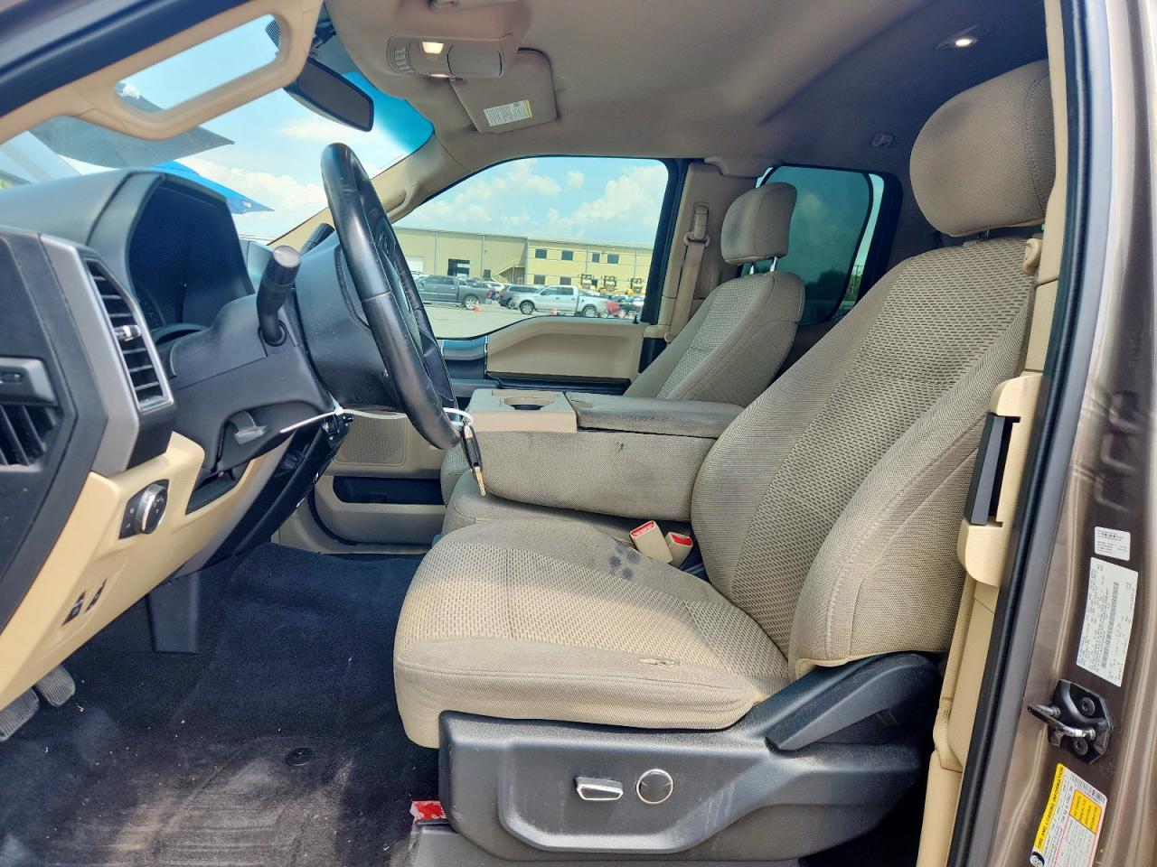 2017 Ford F150 Super Cab VIN: 1FTEX1C82HKD96845 Lot: 70045325