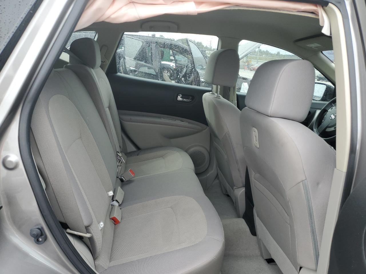 2014 Nissan Rogue Select S VIN: JN8AS5MTXEW623134 Lot: 70678405