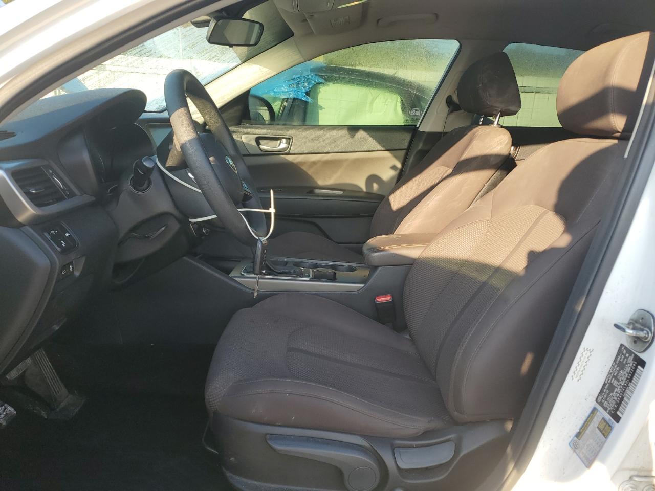 2020 Kia Optima Lx VIN: 5XXGT4L30LG412005 Lot: 70805445