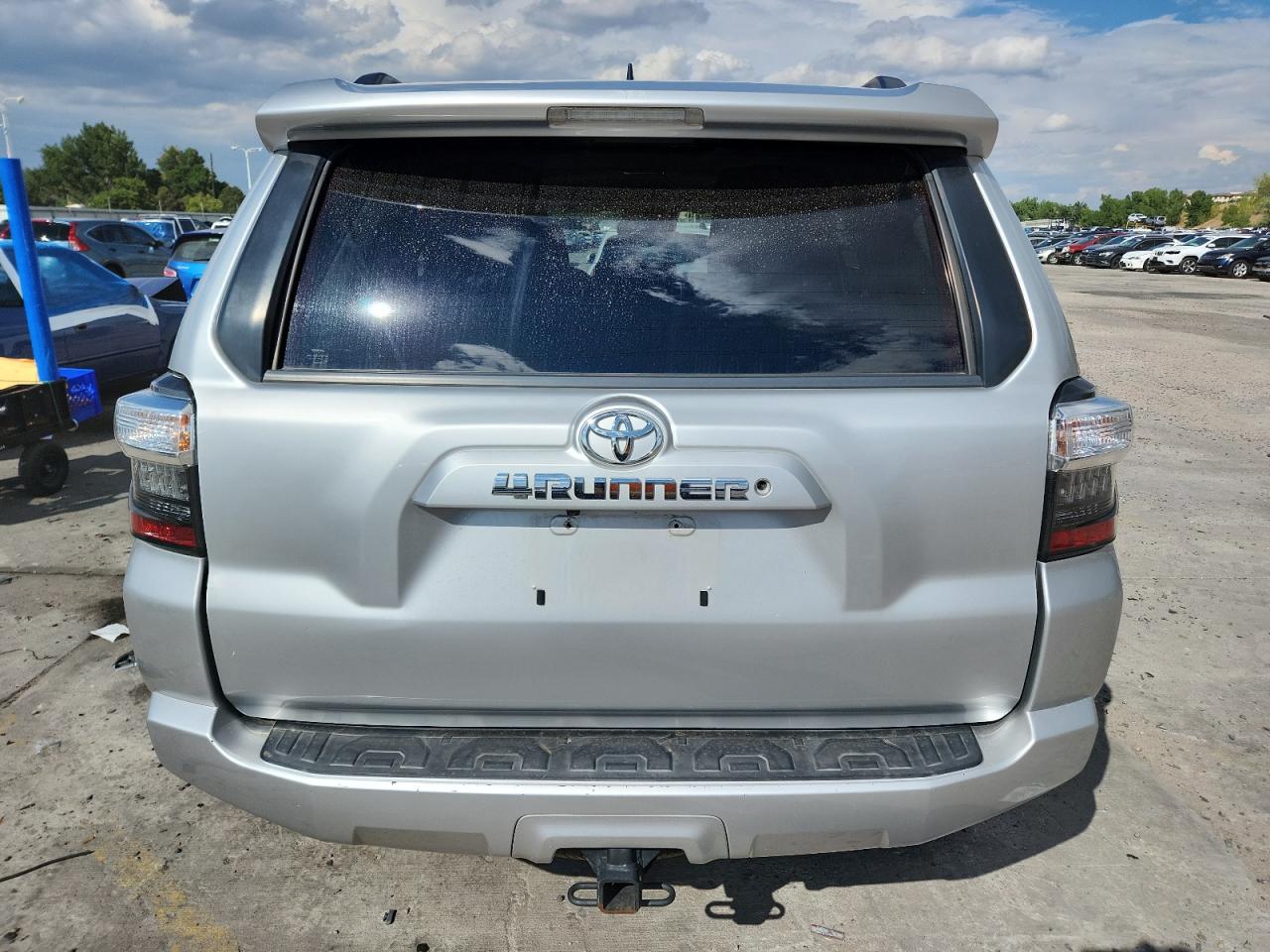 2020 Toyota 4Runner Sr5/Sr5 Premium VIN: JTEBU5JR7L5794778 Lot: 70525545