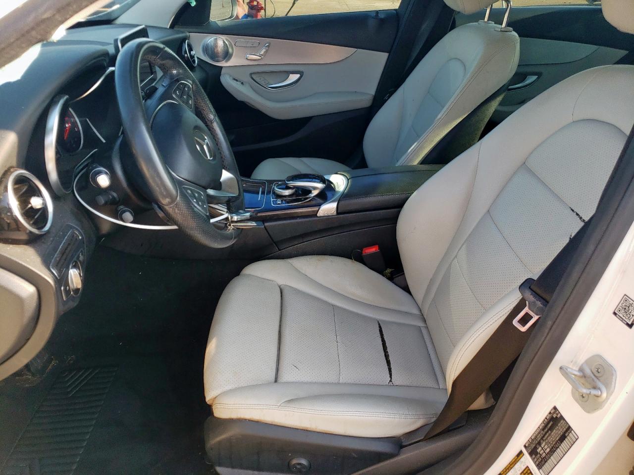 2016 Mercedes-Benz C 300 VIN: 55SWF4JB8GU147483 Lot: 68848815