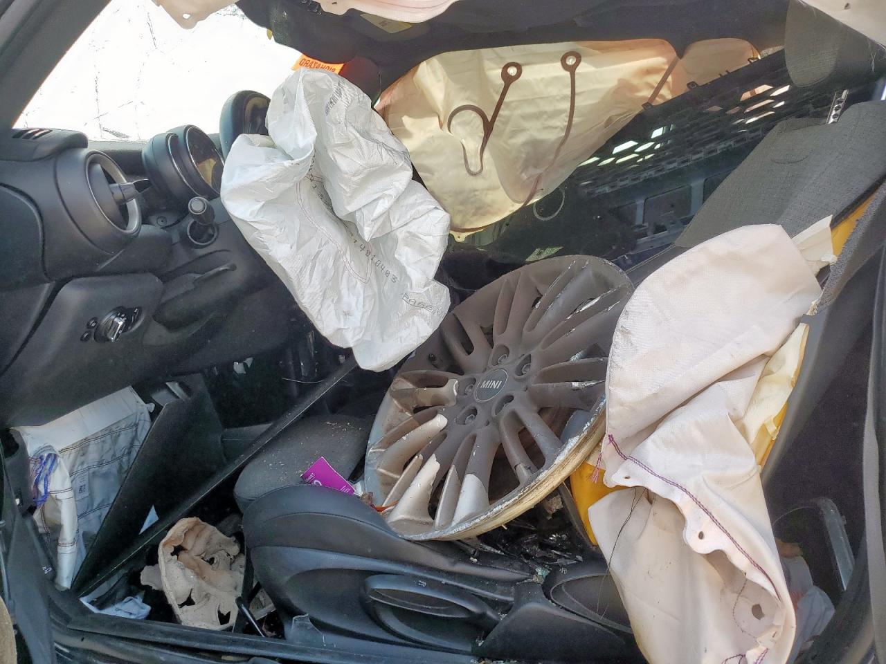 2014 Mini Cooper S VIN: WMWXM7C59ET970306 Lot: 70354045