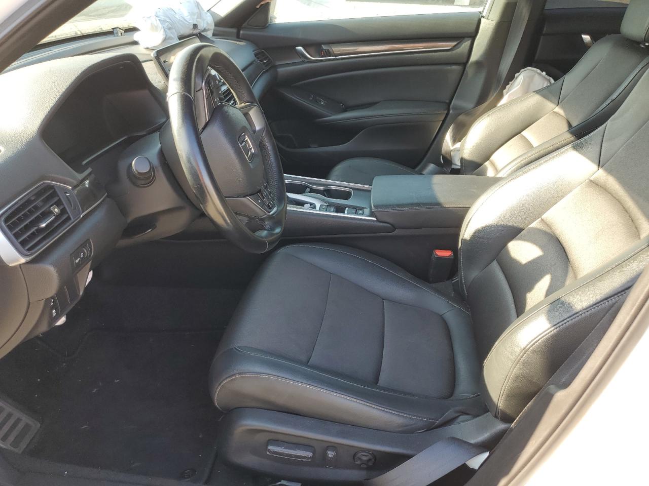 2022 Honda Accord Sport VIN: 1HGCV1F36NA040673 Lot: 68378405