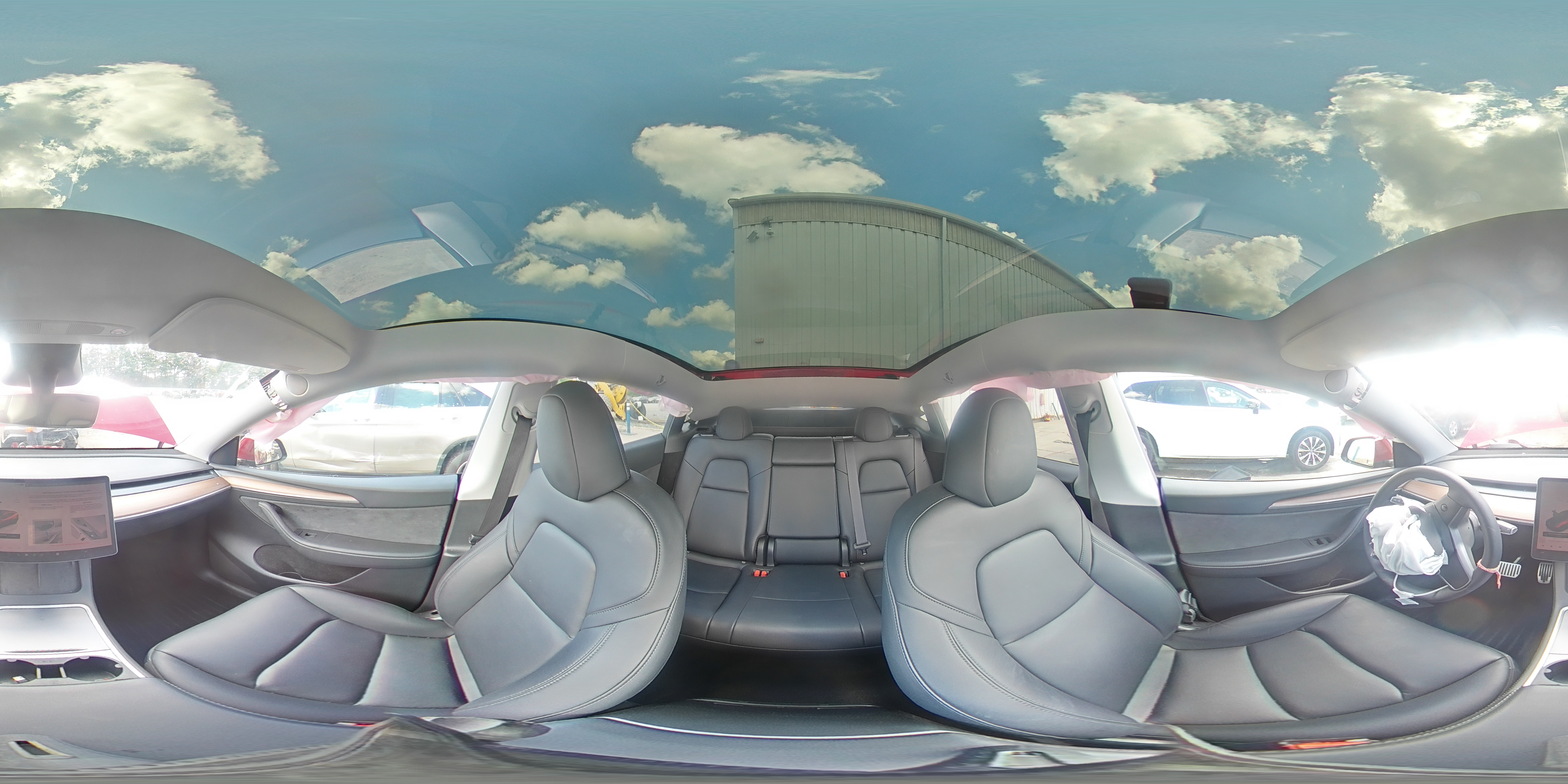 2024 Tesla Model Y VIN: 7SAYGDEE9RF161880 Lot: 67988665