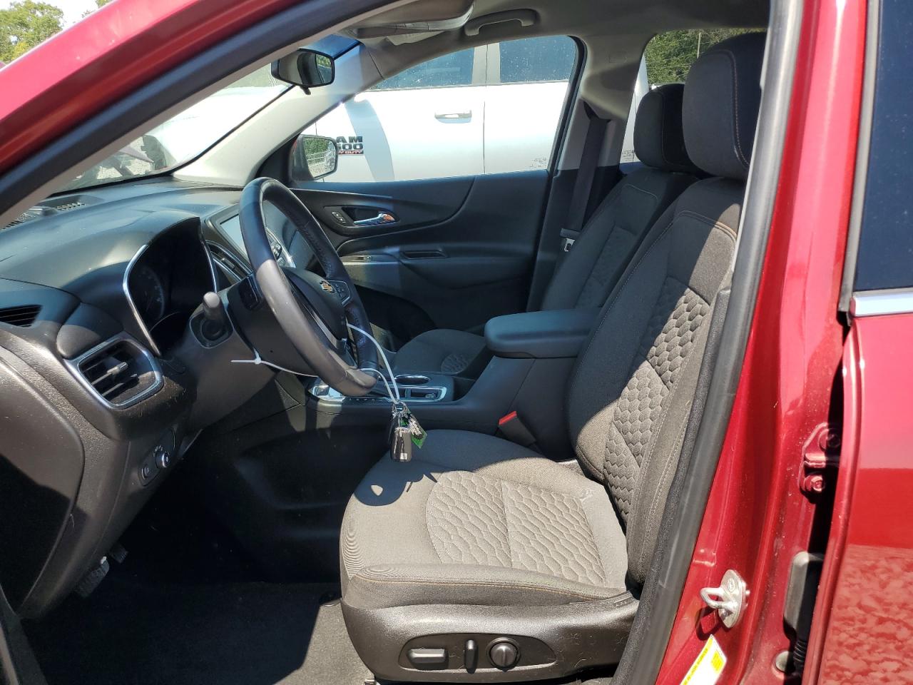 2018 Chevrolet Equinox Lt VIN: 2GNAXSEV2J6288703 Lot: 69015025