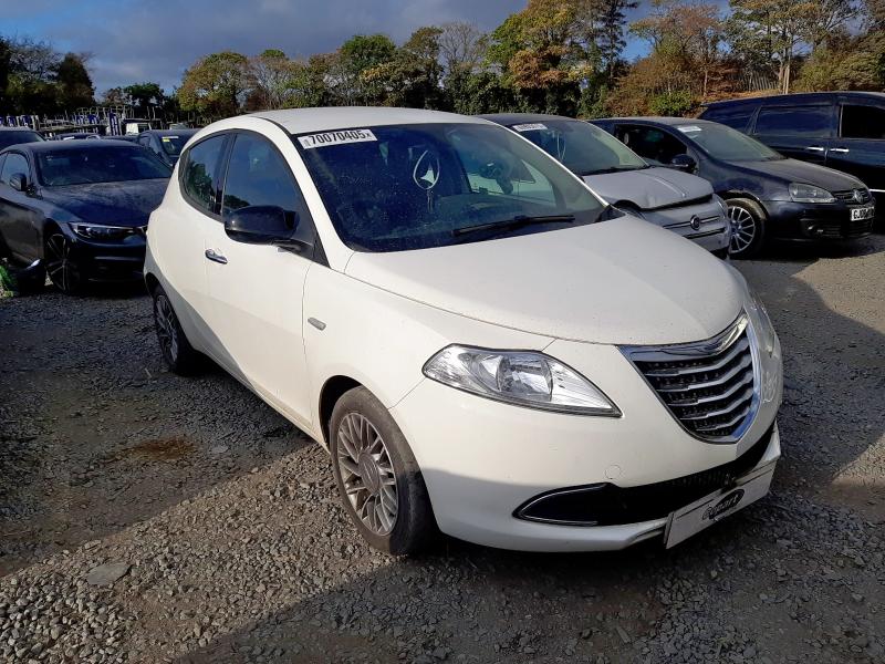 2012 CHRYSLER YPSILON SE
