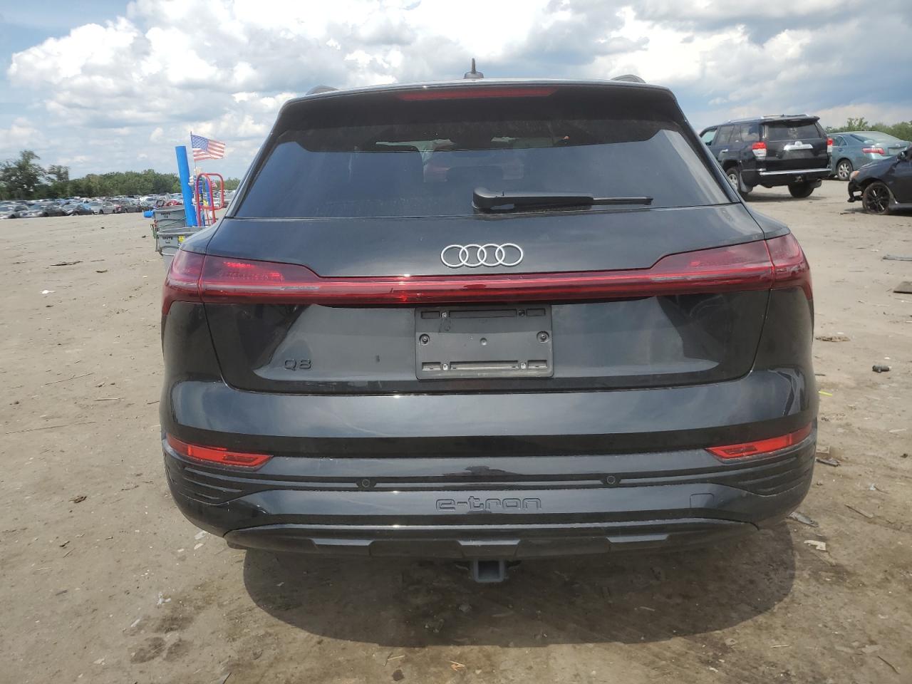 2024 Audi Q8 E-Tron Premium Plus VIN: WA15AAGE3RB051322 Lot: 68770135