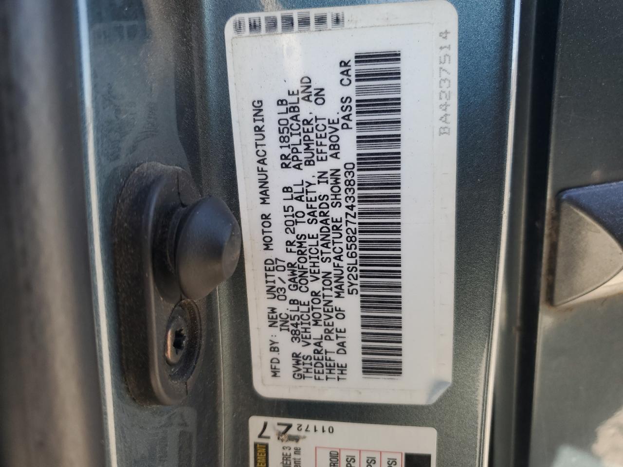 2007 Pontiac Vibe VIN: 5Y2SL65827Z433830 Lot: 69760065