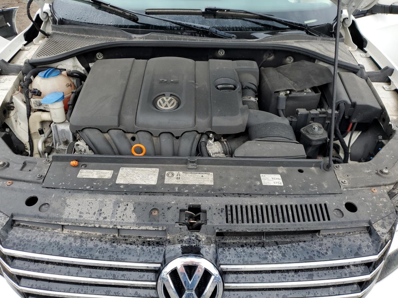 2013 Volkswagen Passat S VIN: 1VWAH7A31DC007622 Lot: 70897345