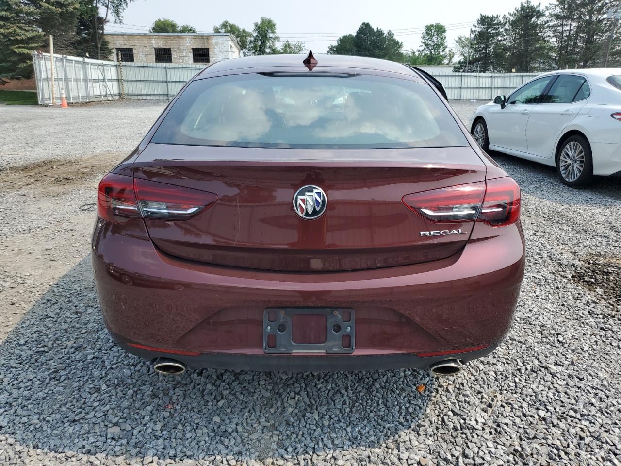 2019 Buick Regal Essence VIN: W04GP6SX9K1028961 Lot: 65134375