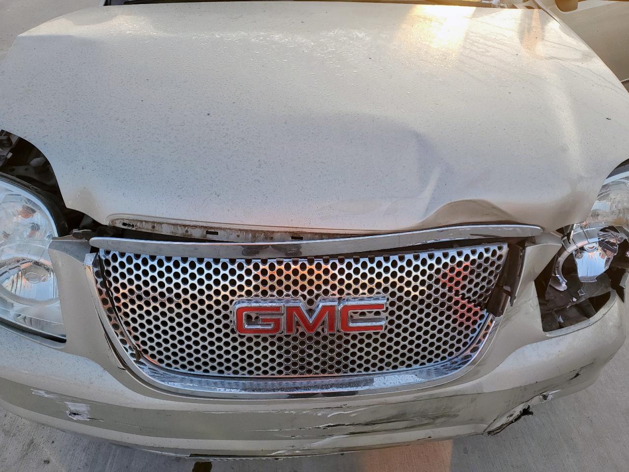 2013 GMC Yukon Xl Denali VIN: 1GKS1MEF4DR143422 Lot: 68238935