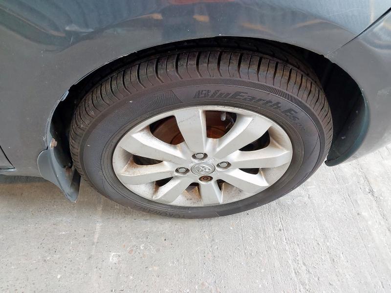 2011 TOYOTA YARIS T SP