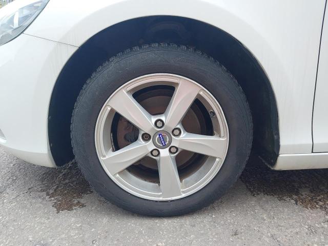 2013 VOLVO V40 SE D2