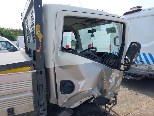 2016 NISSAN NT400 CABS