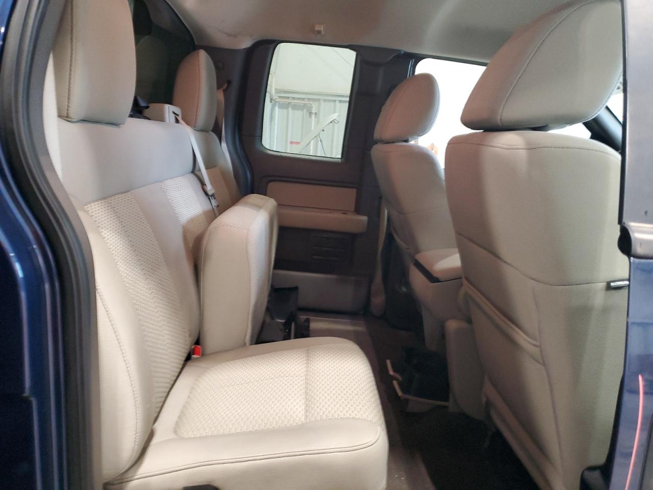 2010 Ford F150 Super Cab VIN: 1FTEX1E87AFC76115 Lot: 68335705