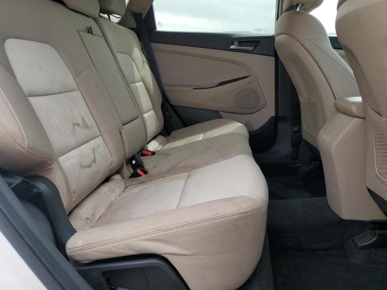 KM8J23A45HU331450 2017 Hyundai Tucson Se