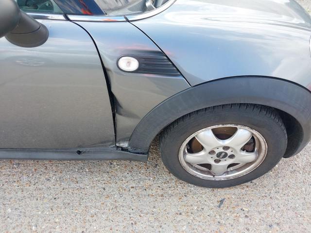 2010 MINI ONE GRAPHI