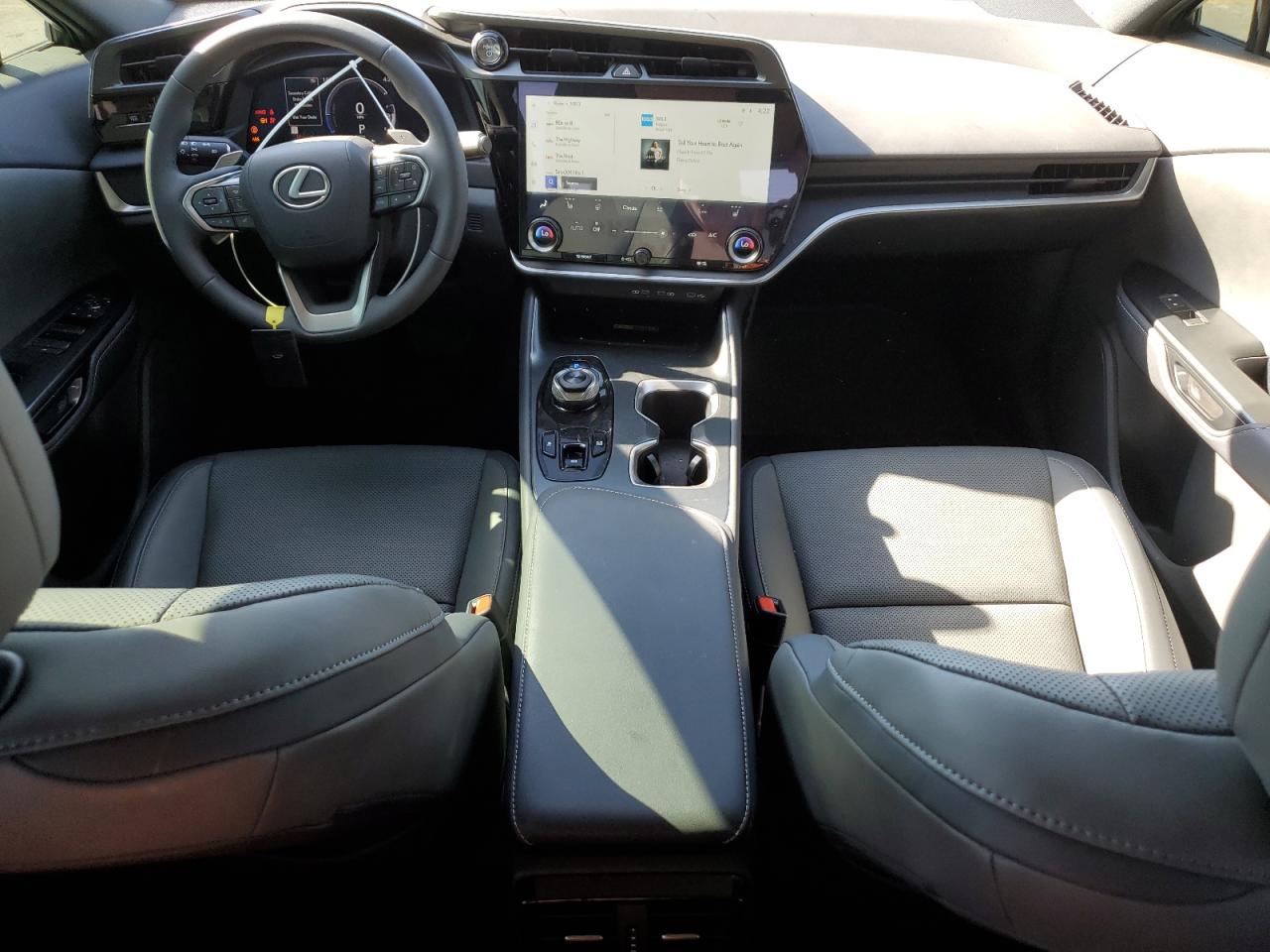 2025 Lexus Rz 300E VIN: JTJABABB8SA008201 Lot: 70900125