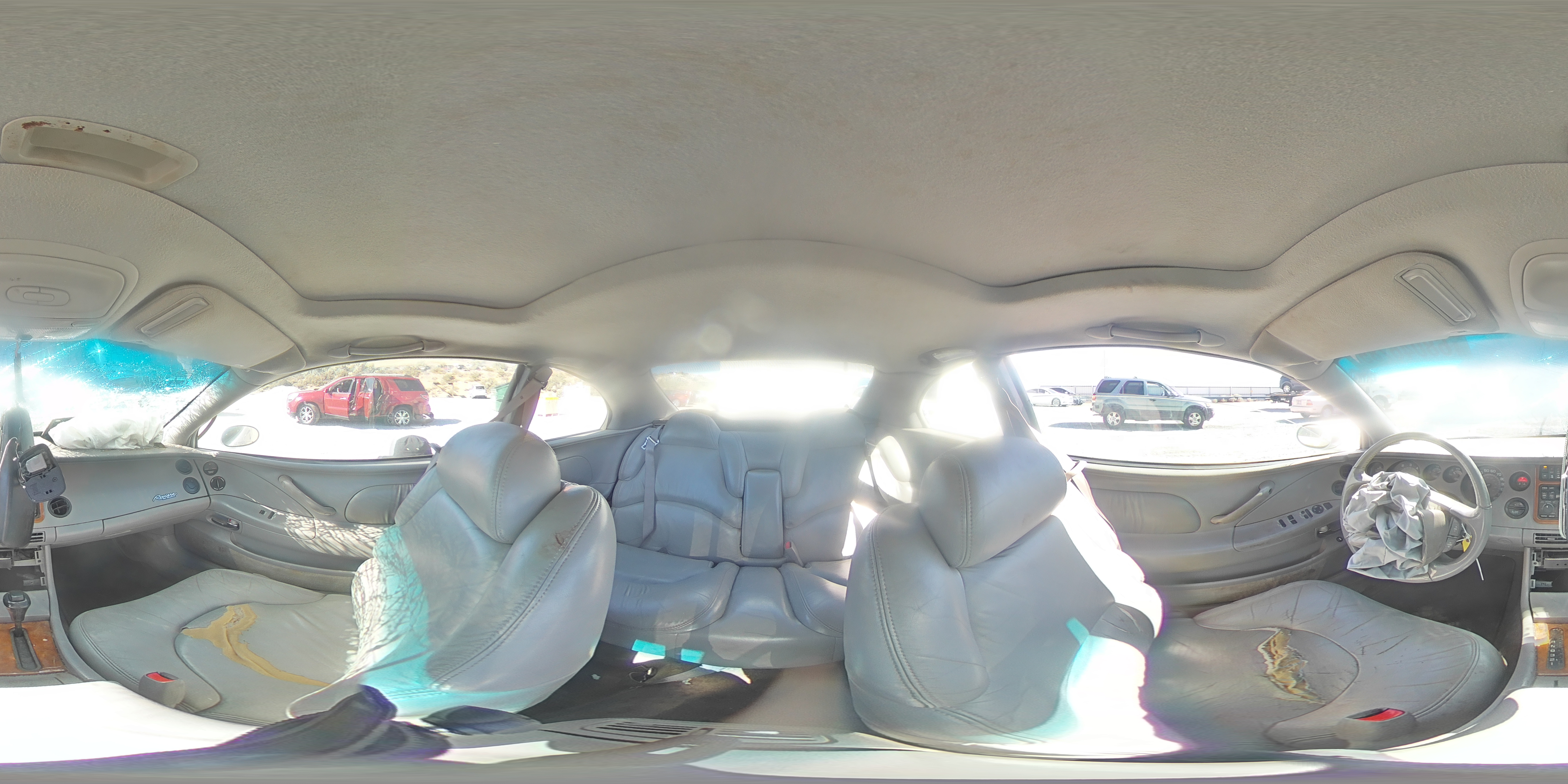 1997 Buick Riviera VIN: 1G4GD2215V4704078 Lot: 68046785